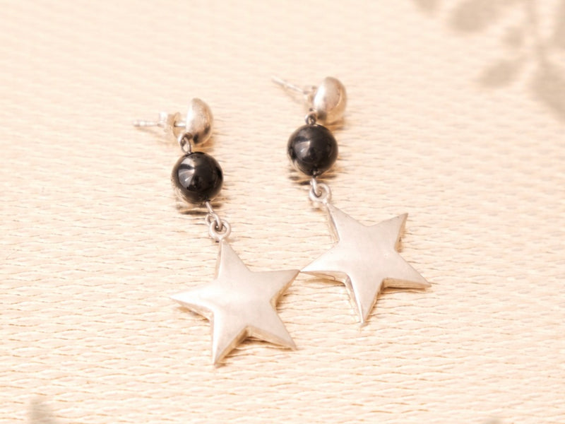 ARGENT Boucle en argent étoile avec perle noire