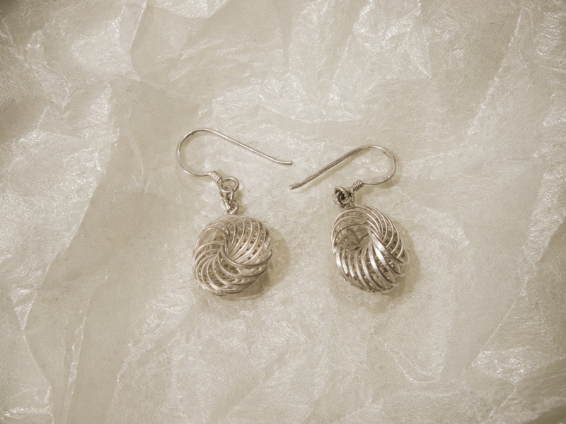ARGENT Boucle d’oreille en spiral
