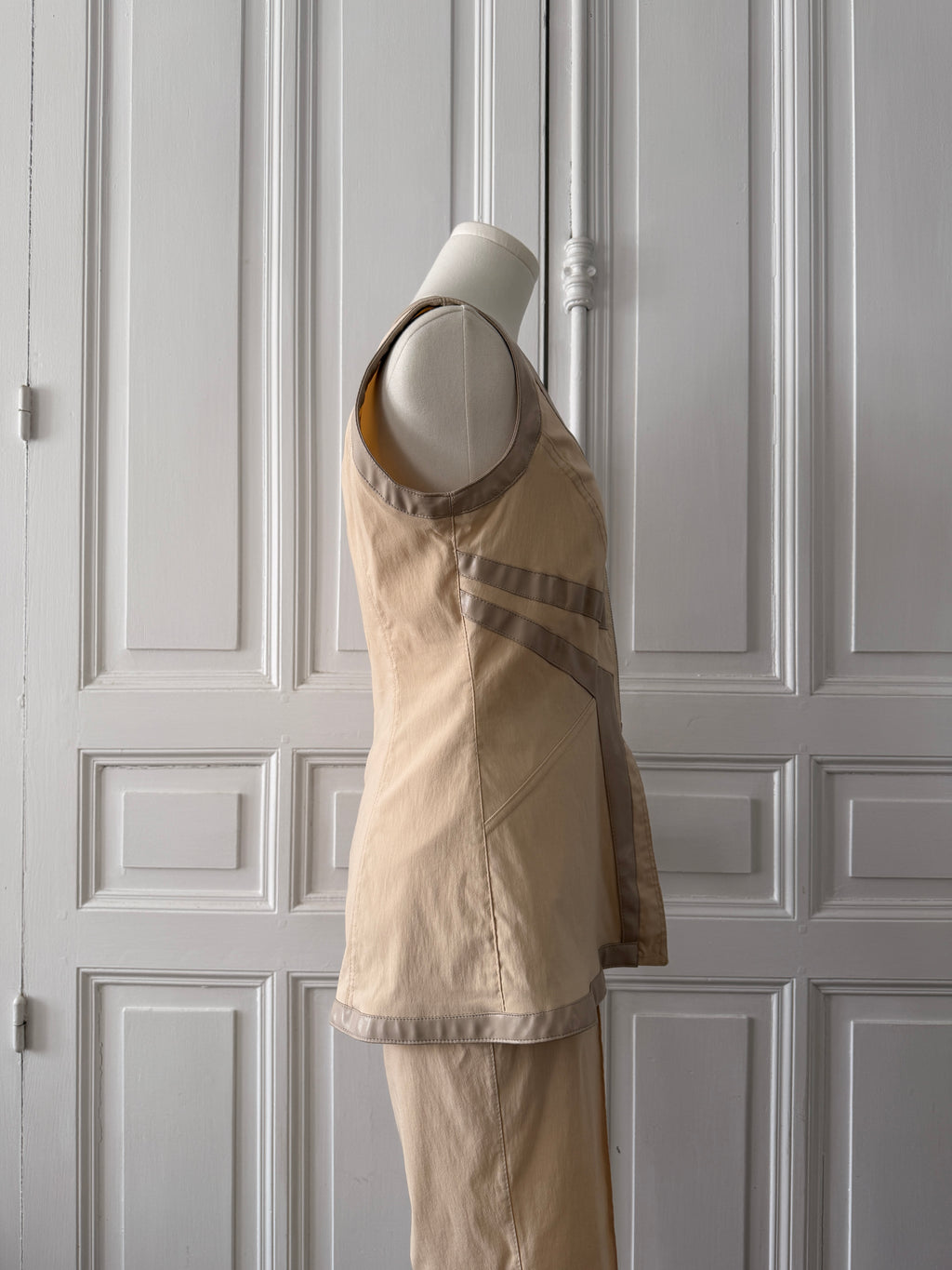 ROMÉO POUR JULIETTE Ensemble tailleur pantalon 2000s beige taille 36