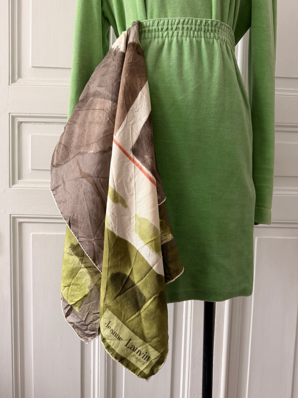 JEANNE LANVIN Paris carré de soie foulard vintage