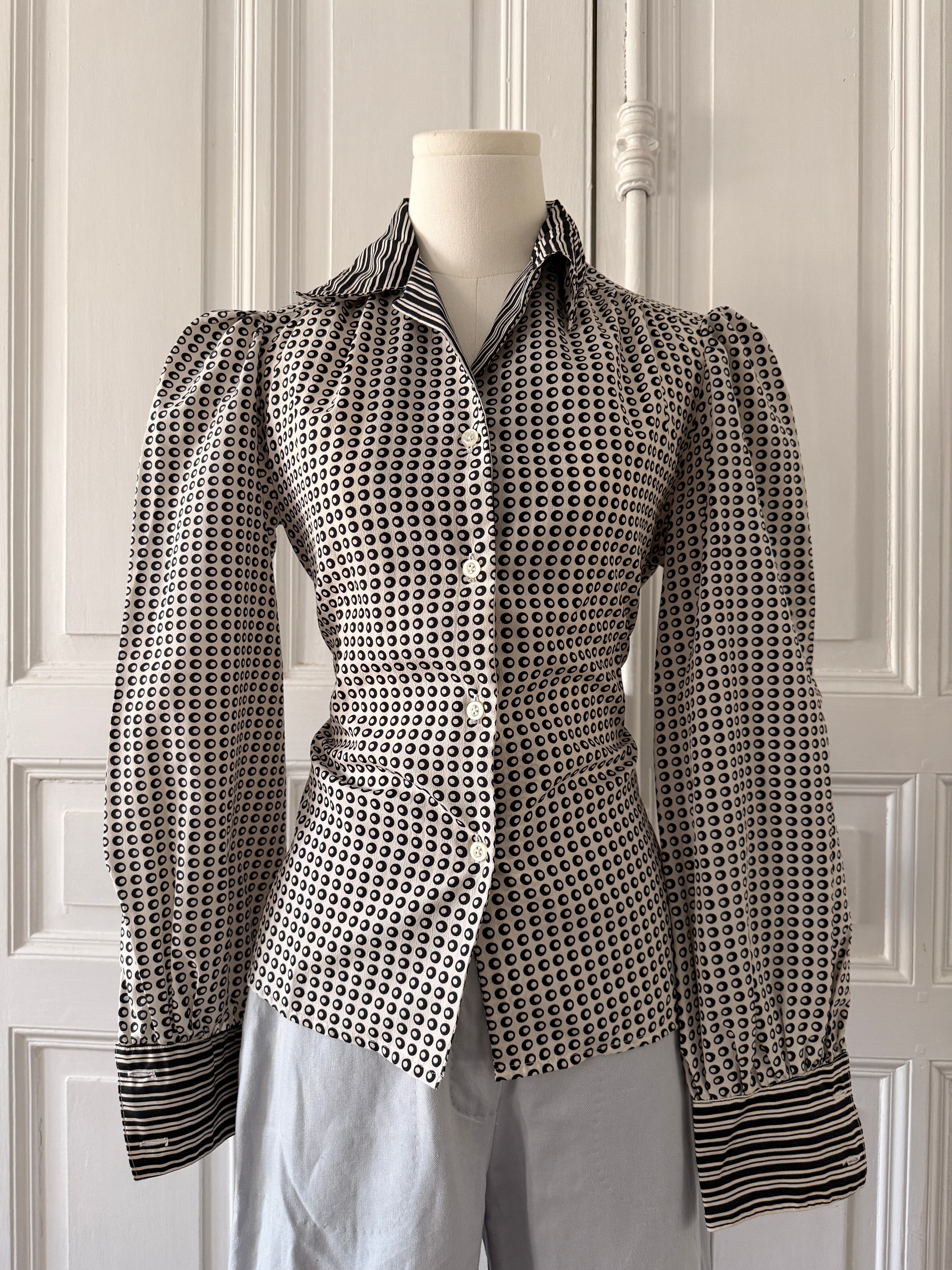 VINTAGE corsage chemisier année 70 noir et blanc manche bouffante col lavalière encolure rayée