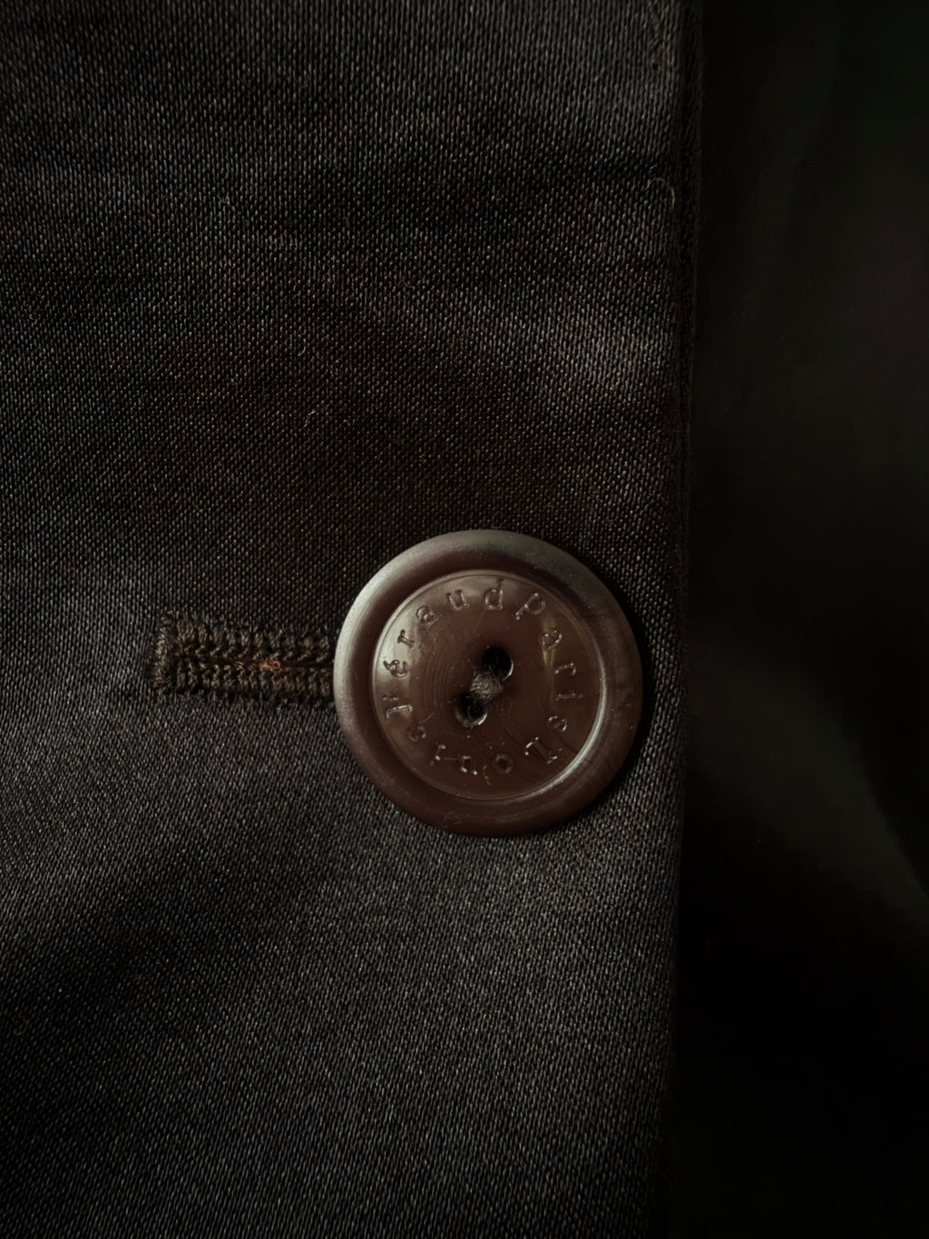 LOUIS FÈRAUD veste en soie noire taille 38