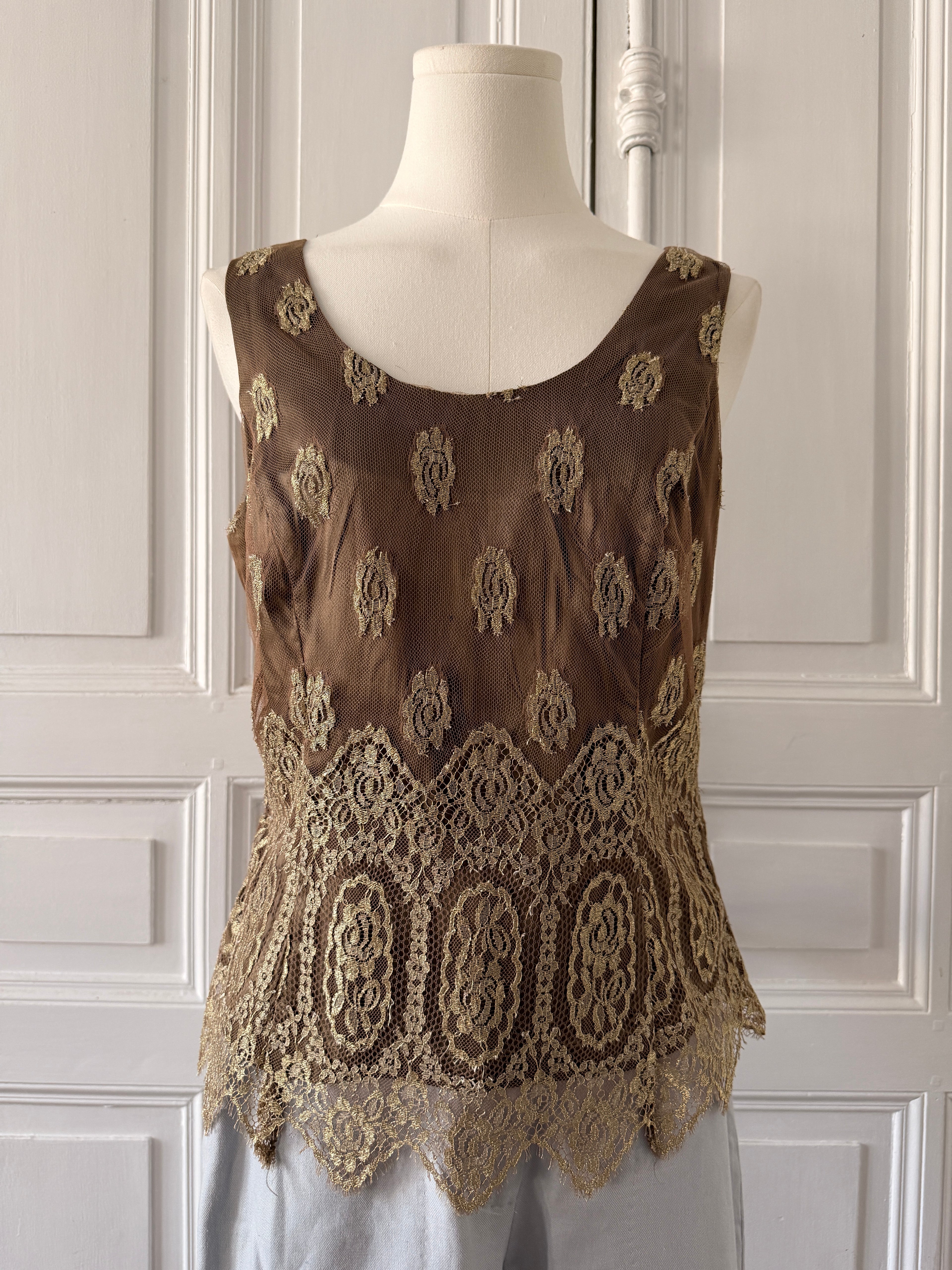 PALOMA Top satin doré à dentelle fleurie taille 36
