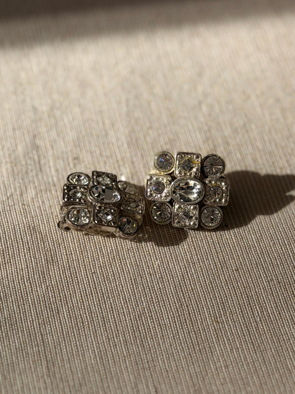 BALENCIAGA Clips argentés strass