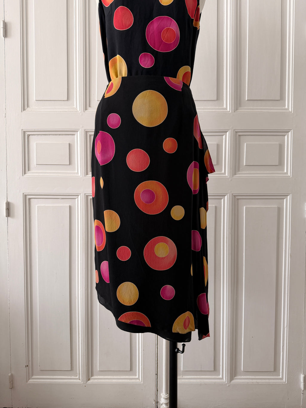 LOUIS FÉRAUD Ensemble top et jupe en soie taille 38