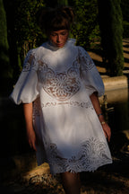 EMMA VERDIER KREMER Robe Héritage – Dentelle ancienne coton blanc