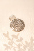 VINTAGE Pendentif en argent et porcelaine