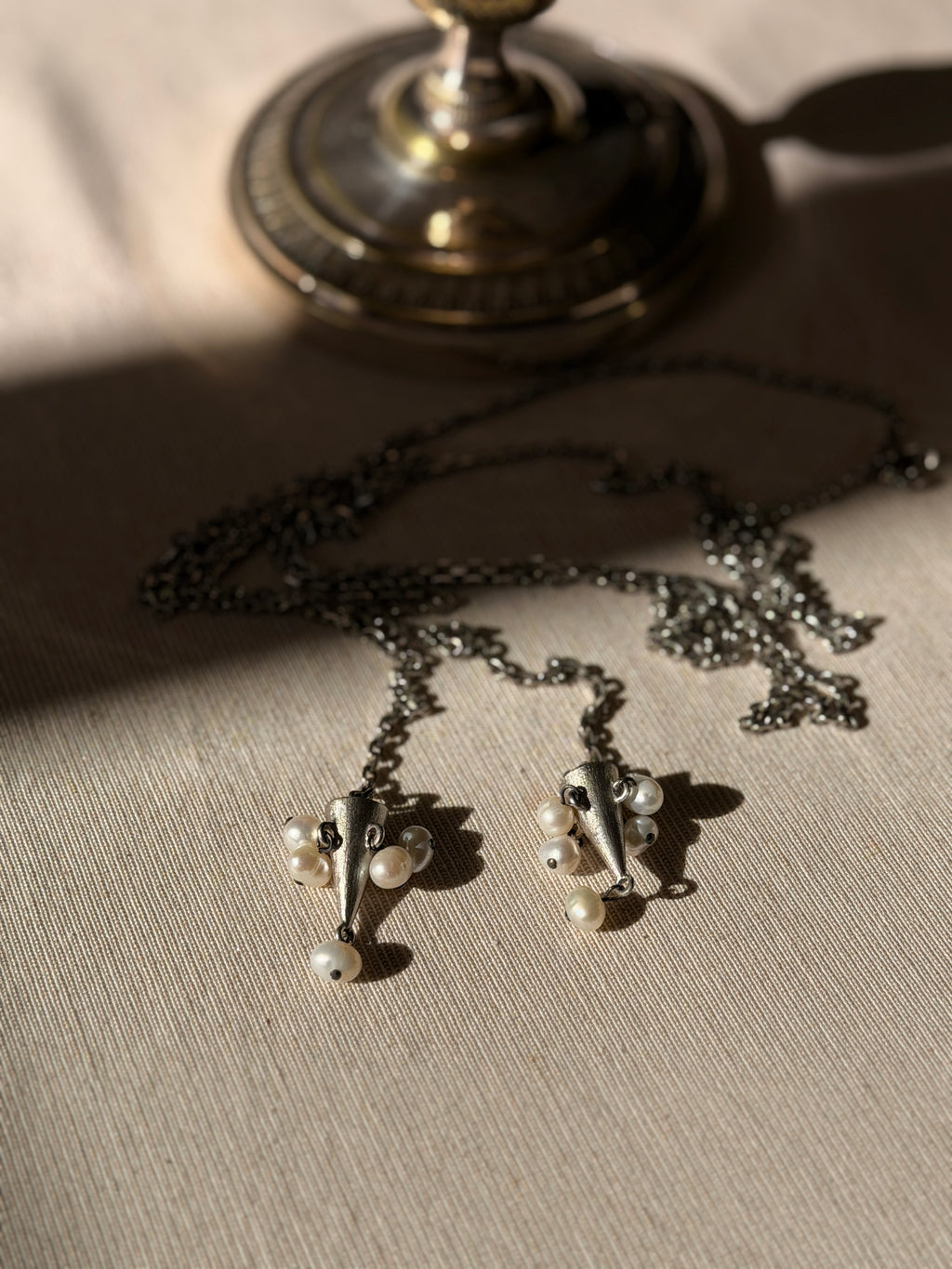 BALENCIAGA- Collier chaine et perles (assorti aux boucles)