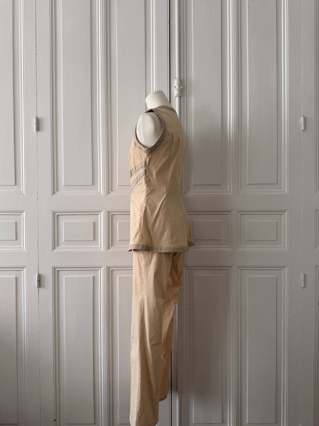 ROMÉO POUR JULIETTE Ensemble tailleur pantalon 2000s beige taille 36