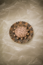 BRONZE Jean AUGIS Broche art déco en bronze émaillé comme des perles