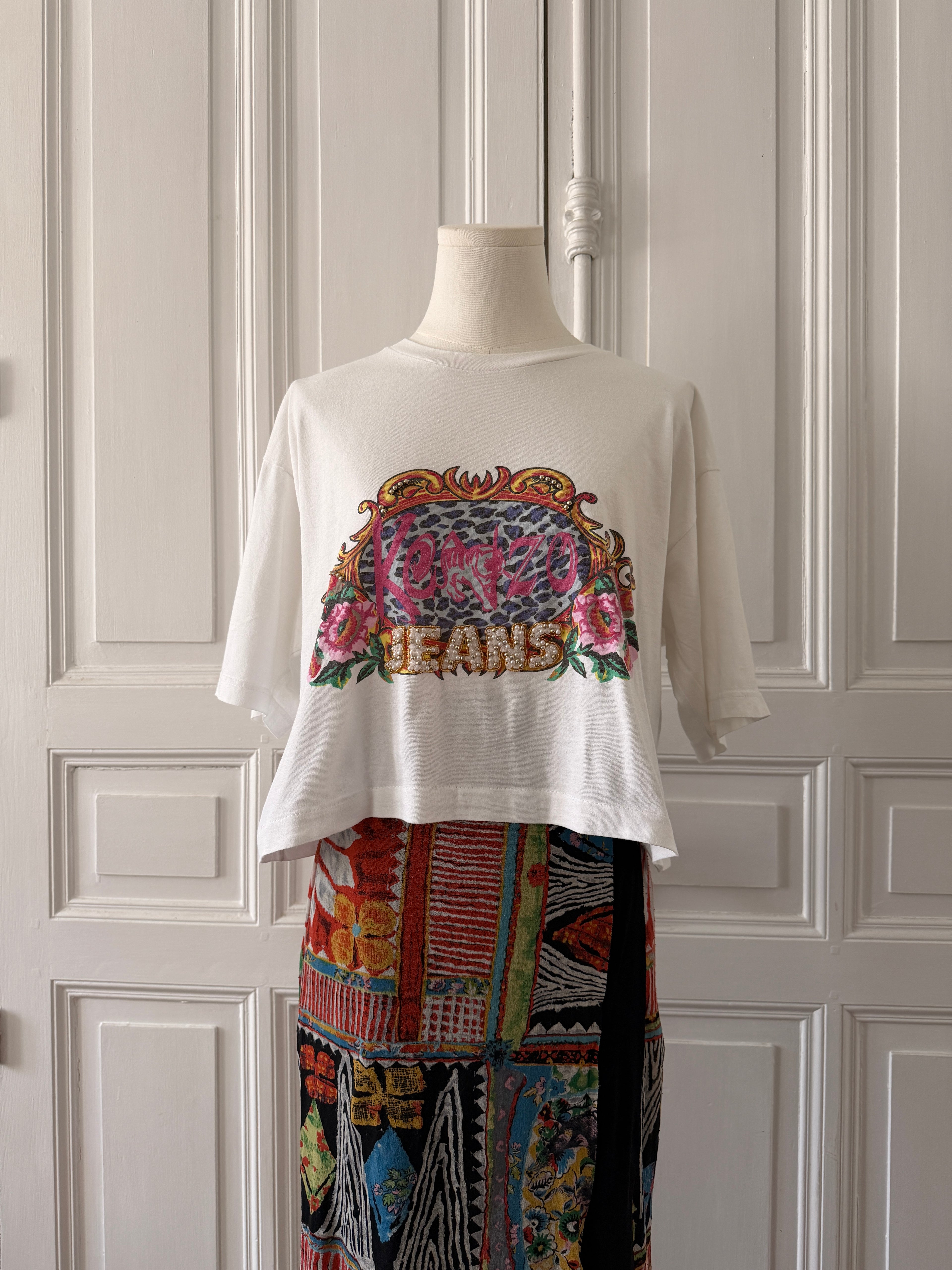 KENZO t-shirt cropped blanc imprimé brodé de perles taille L