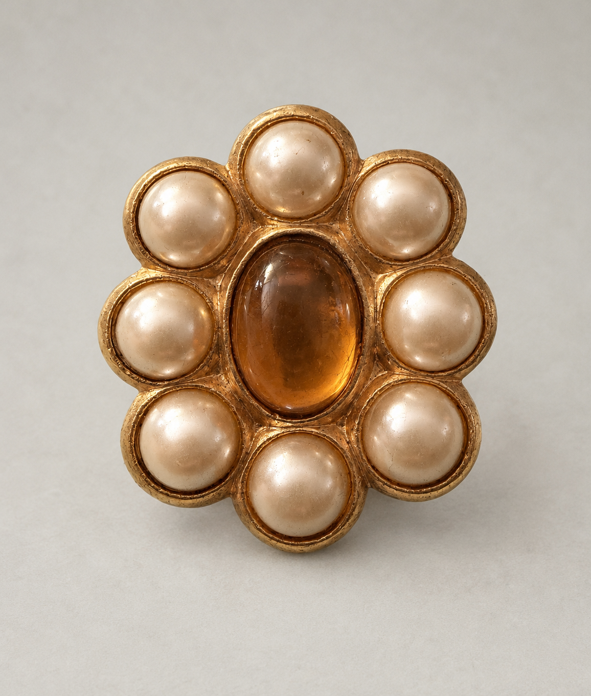 VINTAGE Broche plaque or