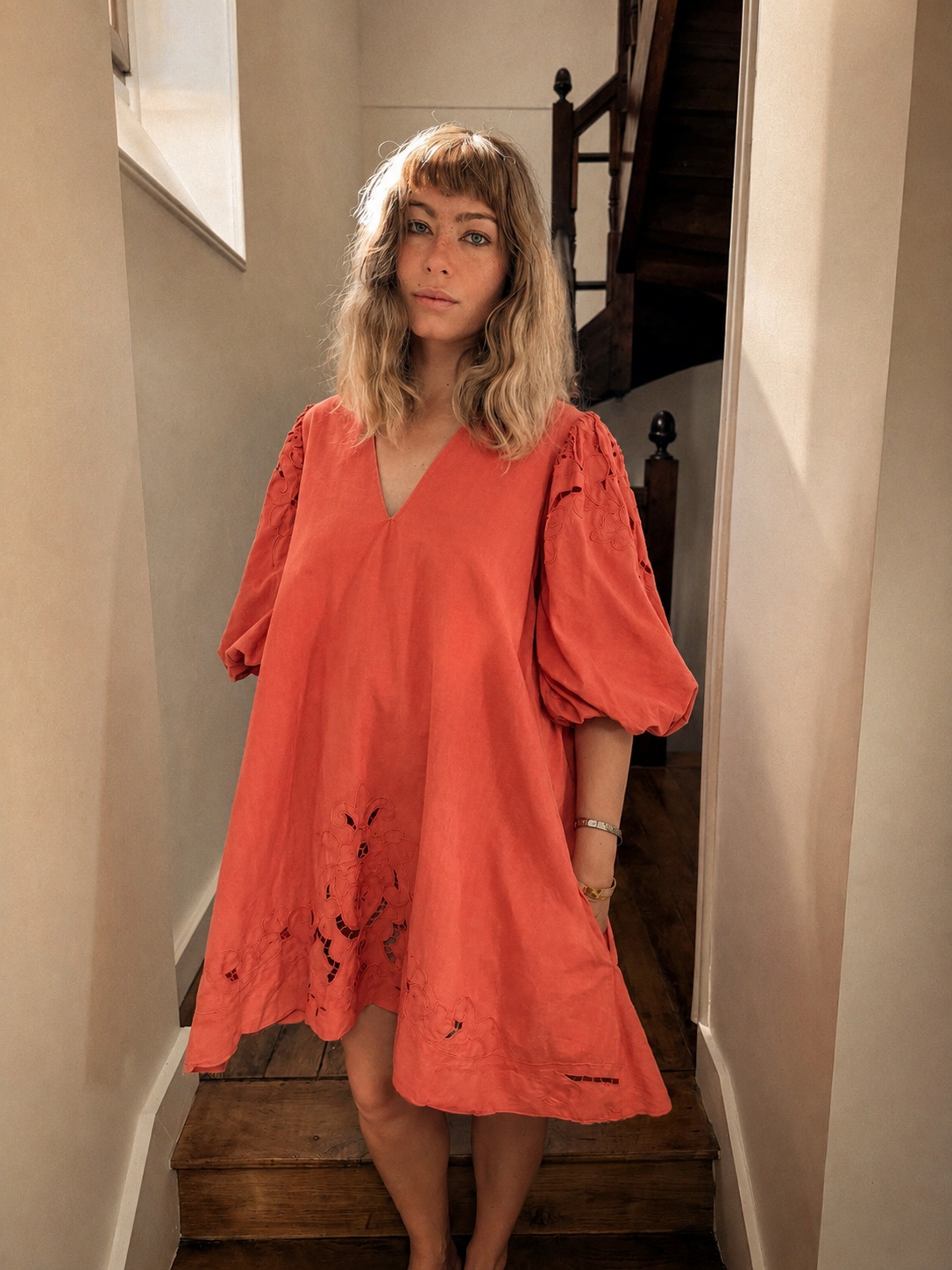 EMMA VERDIER KREMER- Robe Héritage coton brodé corail