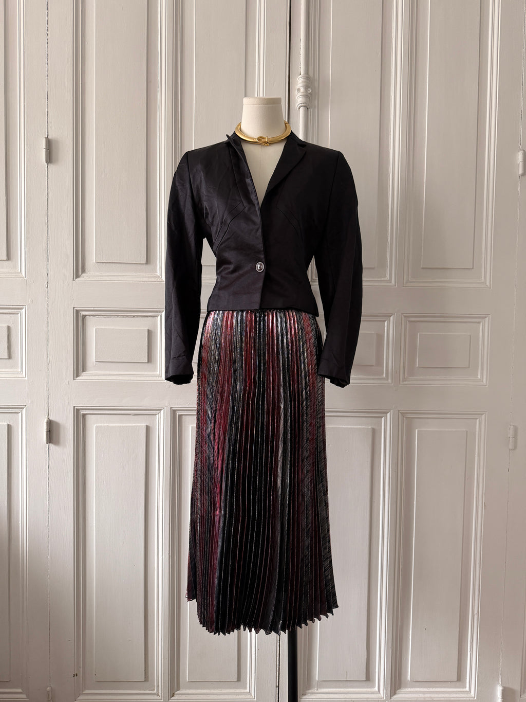 LOUIS FÈRAUD veste en soie noire taille 38