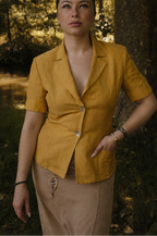 CACHAREL Ensemble tailleur jupe veste manche courte moutarde lin taille 36