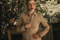 VINTAGE Ensemble veste jupe effet peau de gant velours brodé taille 36