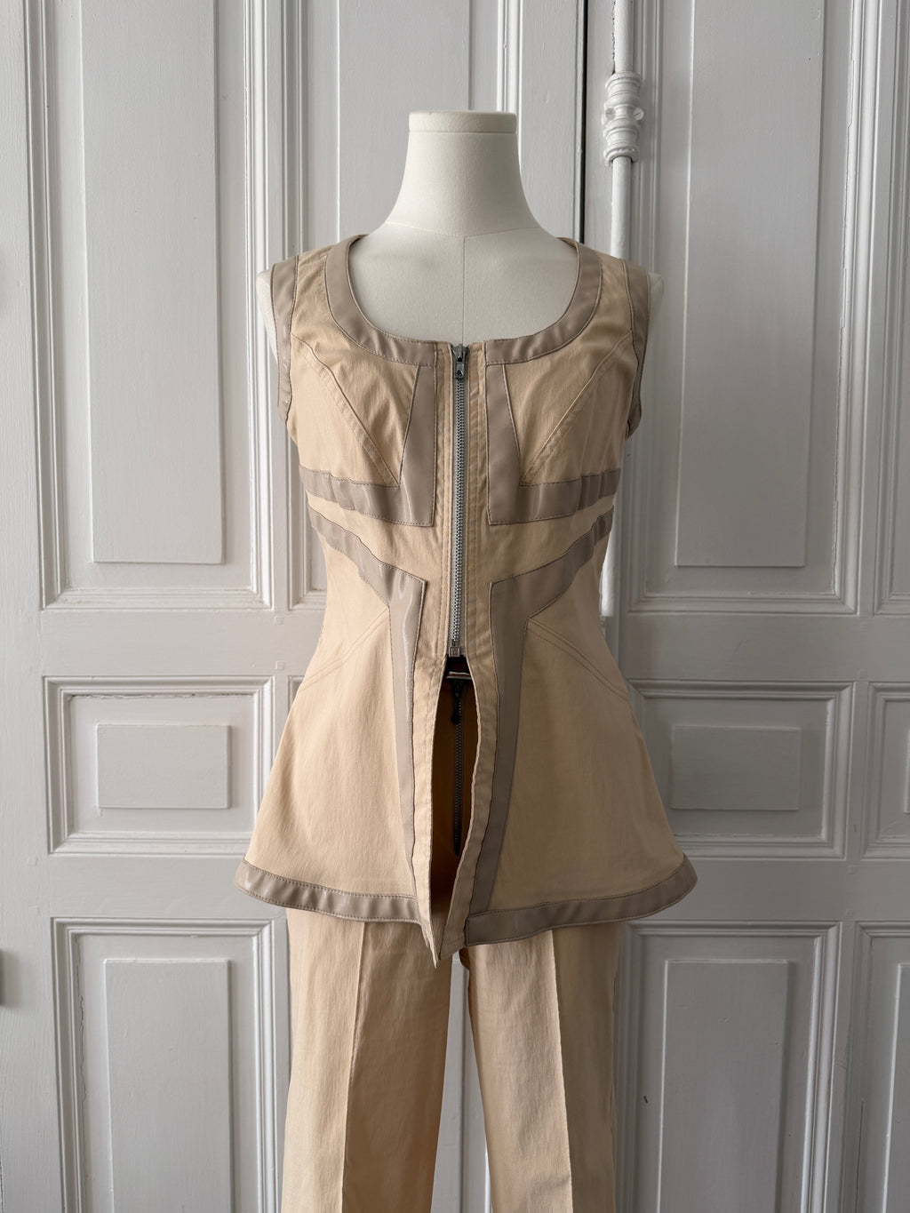 ROMÉO POUR JULIETTE Ensemble tailleur pantalon 2000s beige taille 36