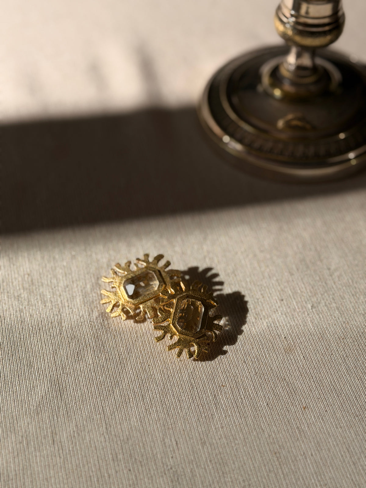 BALENCIAGA Clips dorés pierres octogonales - Vintage Sunburst Earrings