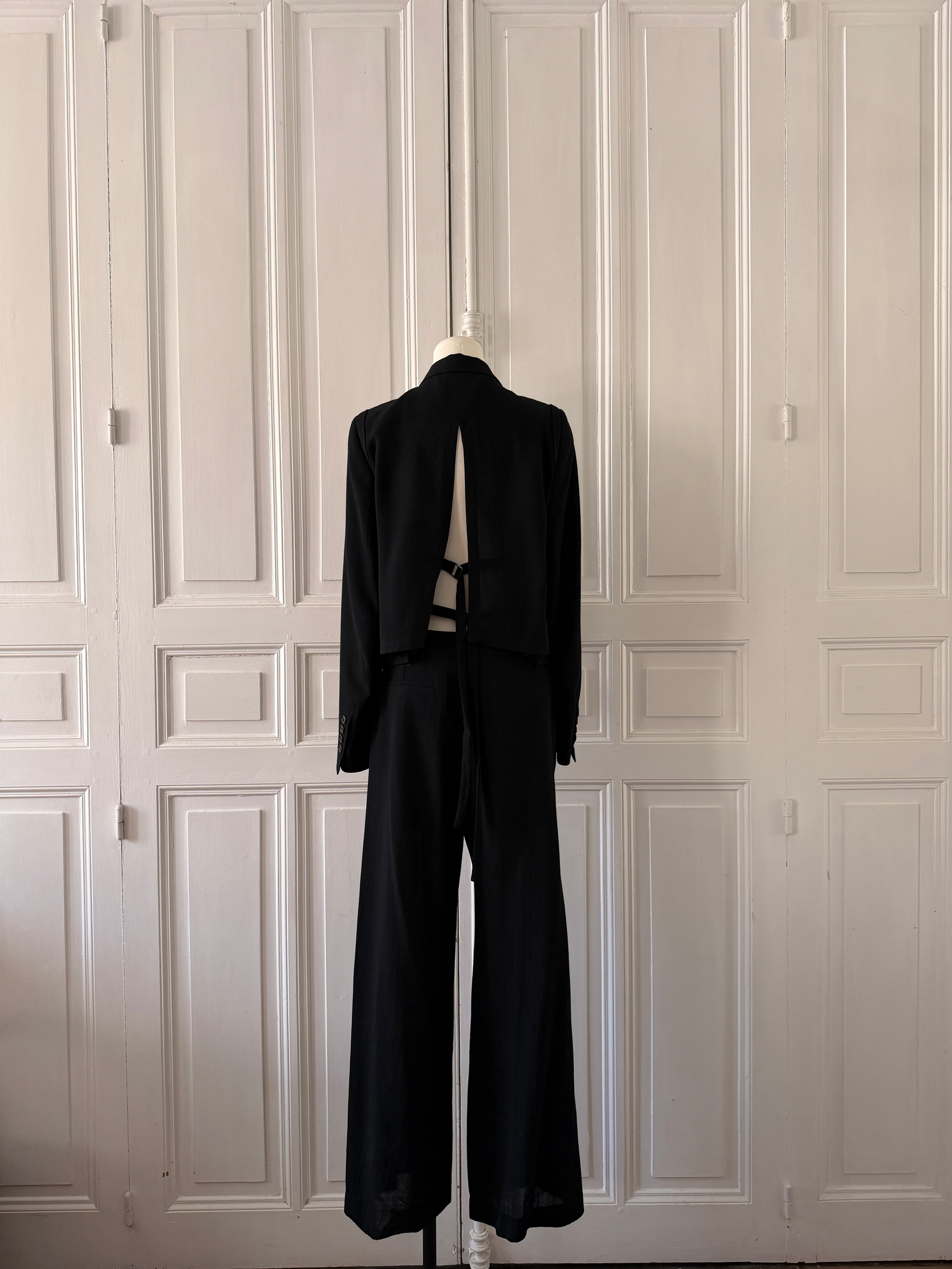 ANN DEMELEUMEESTER Ensemble tailleur pantalon en laine noire taille 38