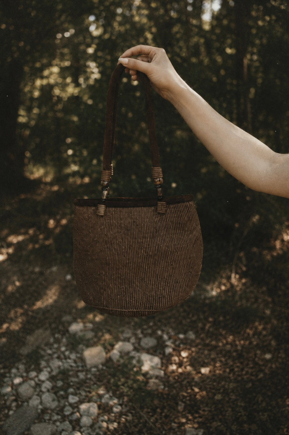 VINTAGE Sac porté épaule tissé avec perles et zip