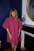 EMMA VERDIER KREMER- Robe mini en coton ancien brodé - Modèle Héritage Framboise écrasée