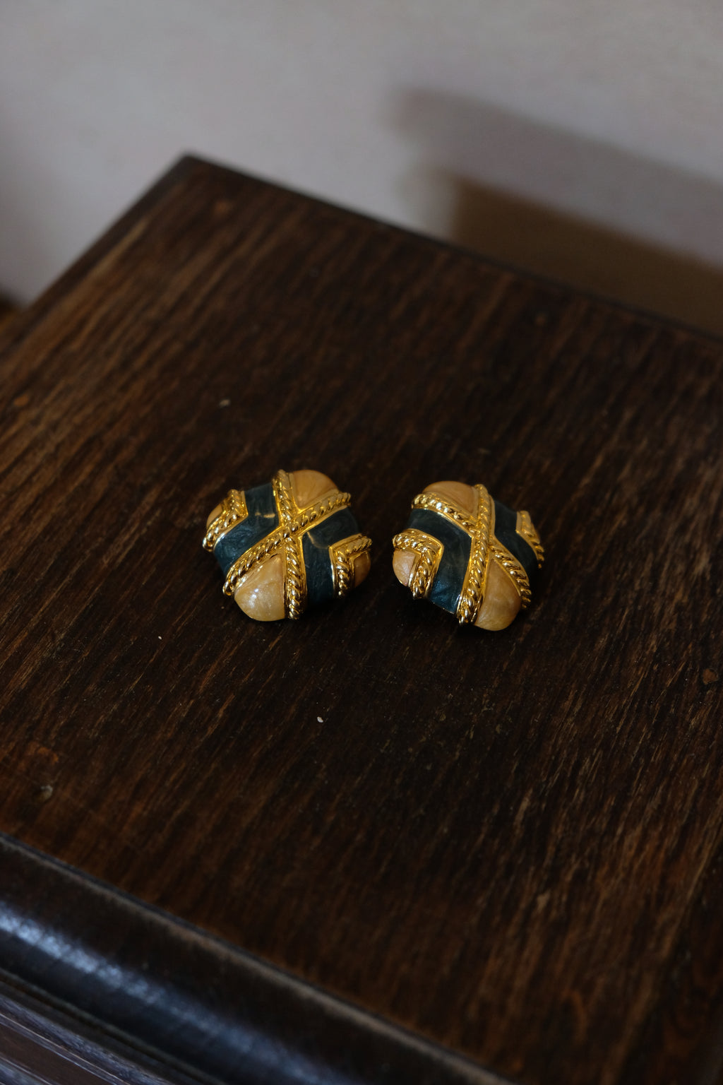 VINTAGE Boucles à clip émaillées