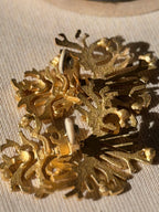 BALENCIAGA Boucles plaquées or et strass