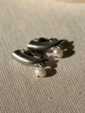 BALENCIAGA Boucles style tribal pic et 2 perles