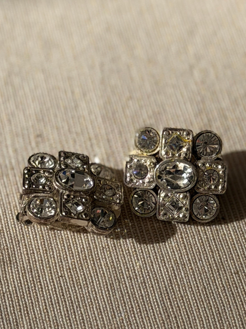 BALENCIAGA Clips argentés strass