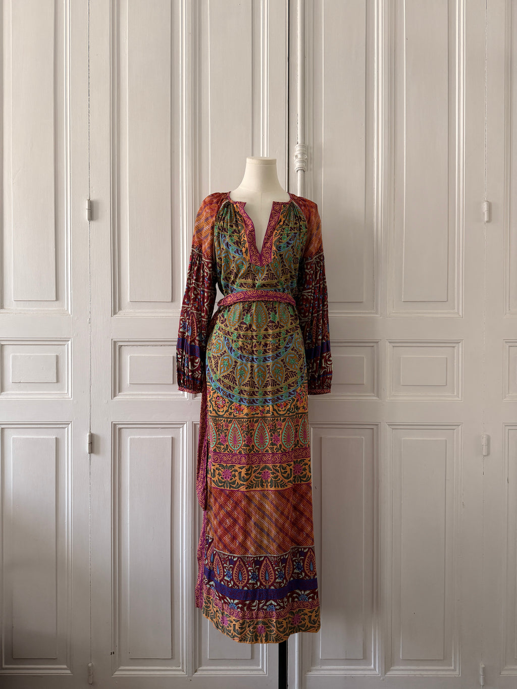BOTEH Robe manche longue imprimée tissu indien taille 2 ceinture boucle