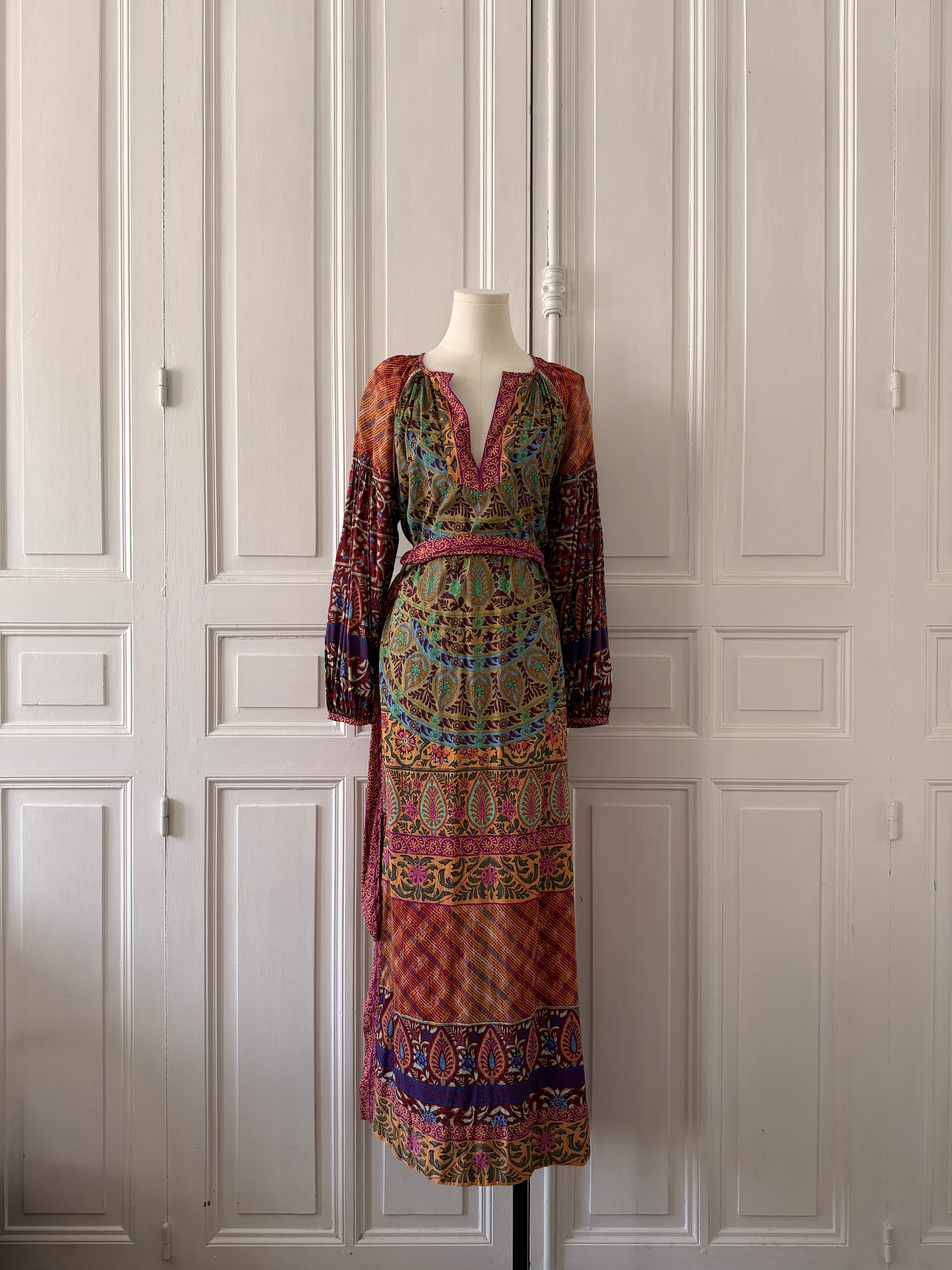 BOTEH Robe manche longue imprimée tissu indien taille 2 ceinture boucle