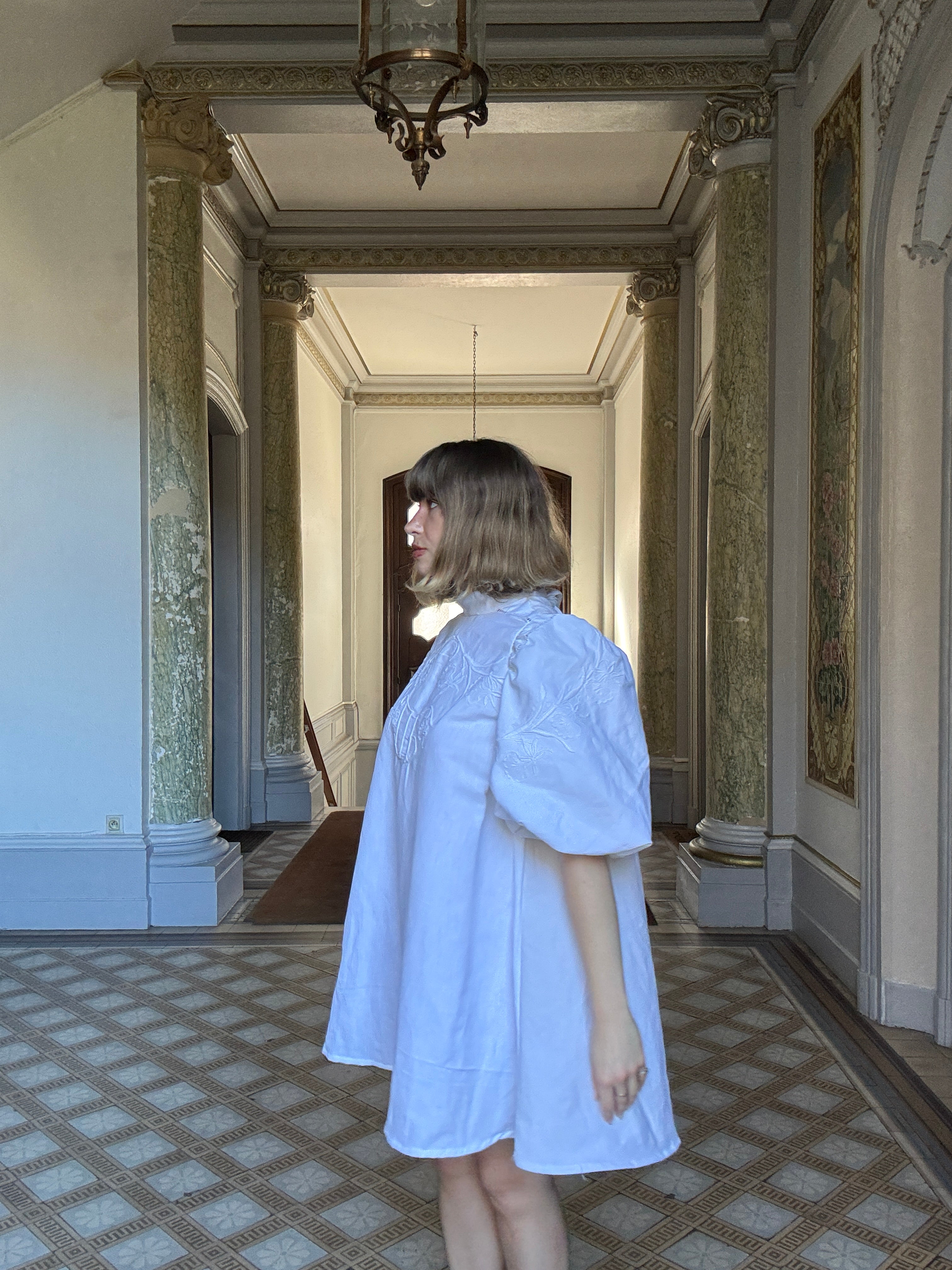 Robe mini en coton ancien brodé - Modèle Héritage