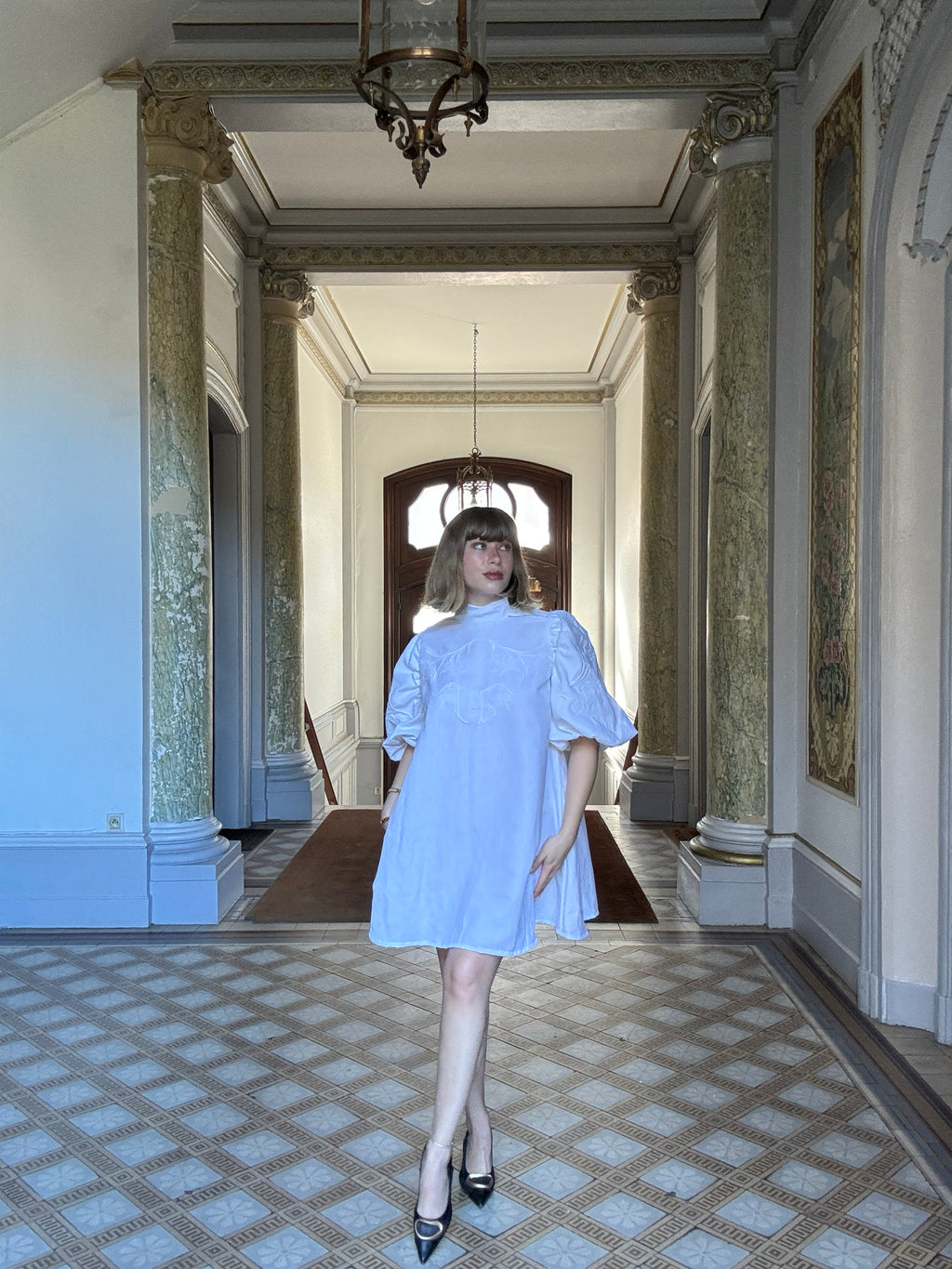 Robe mini en coton ancien brodé - Modèle Héritage