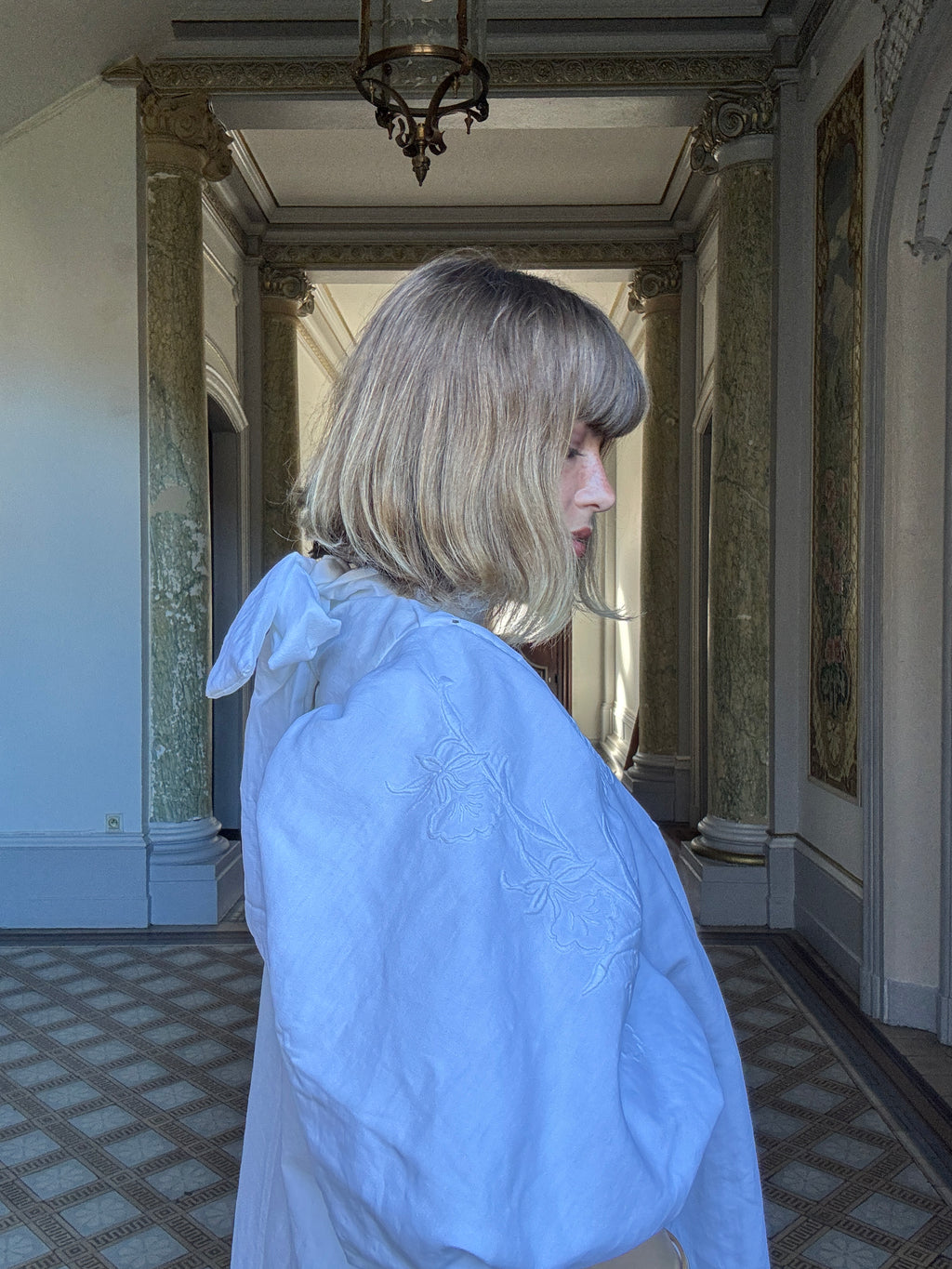 Robe mini en coton ancien brodé - Modèle Héritage