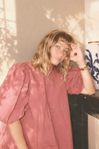 EMMA VERDIER KREMER- Robe mini en coton ancien brodé - Modèle Héritage Framboise écrasée
